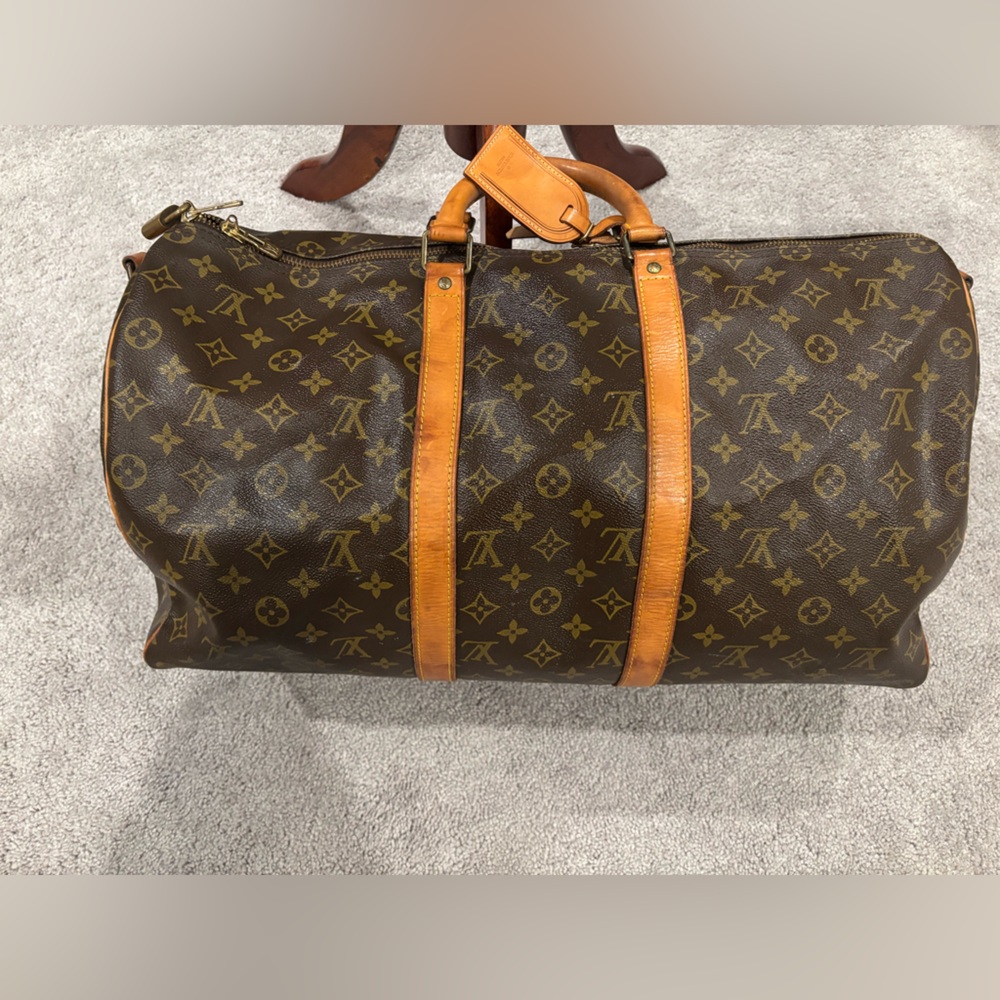 Auth Louis Vuitton Keepall 50 Monogram Travel Bag - Picture 2 of 16